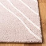 Elegant Rectangular Pattern Tufted Carpet for Your Living Room View 4
