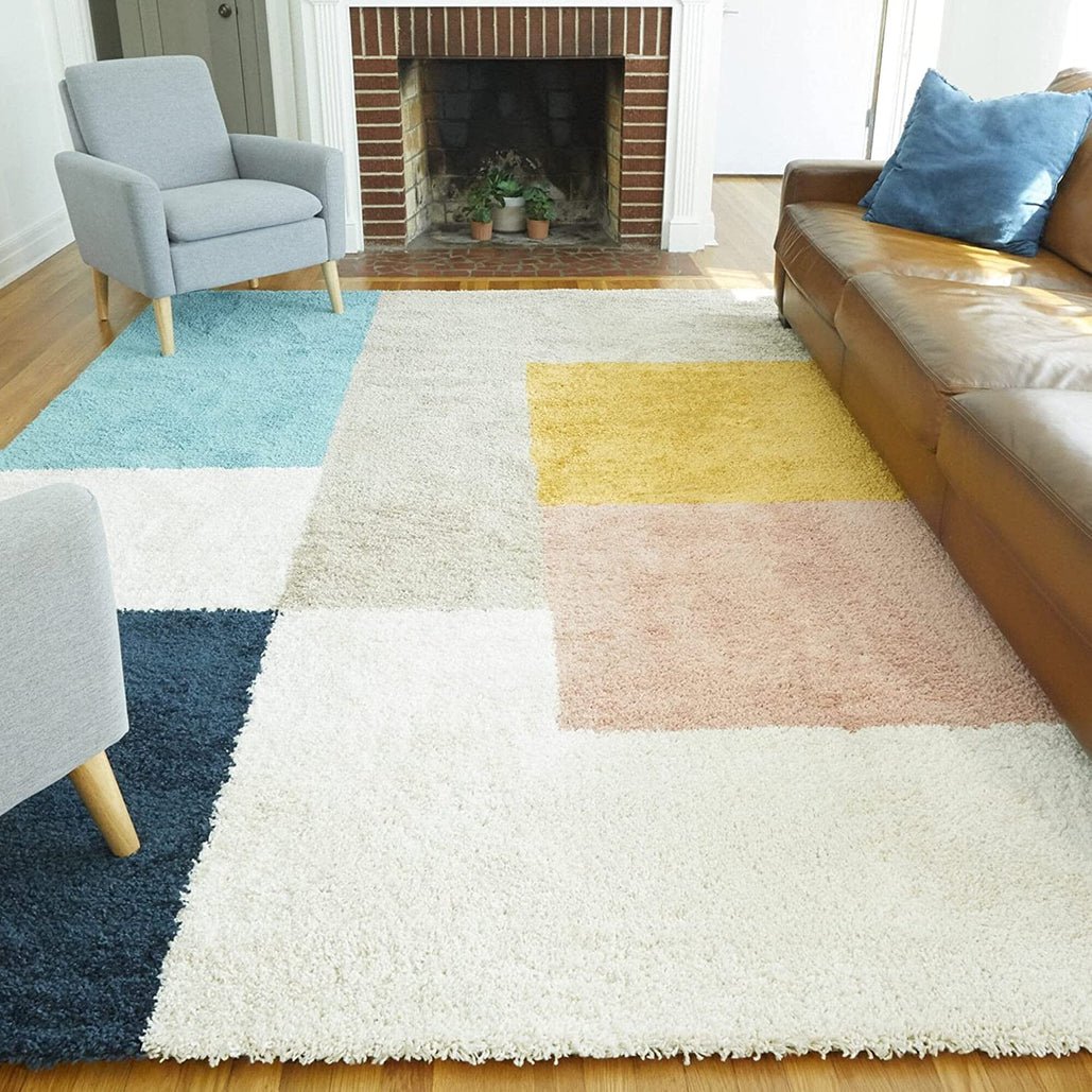 Elegant Multicolor Quadrilateral Pattern Shaggy Carpet