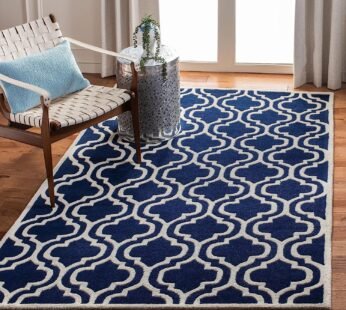 Elegant Blue and White Pattern Tufted Carpet