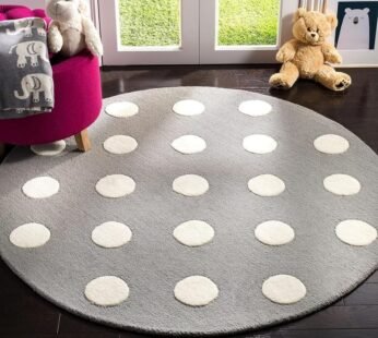 Elegance Meets Comfort: Luxurious Tufted Round Carpet with White Dots