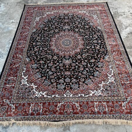 Discover the Elegance of Luxury Kashmiri Silk Carpets