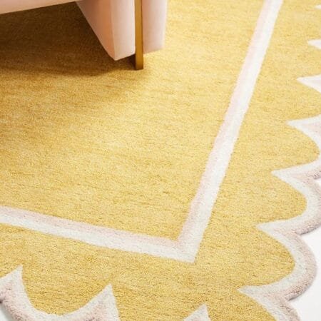 Luxurious Premium Quality Irregular Yellow Rugs