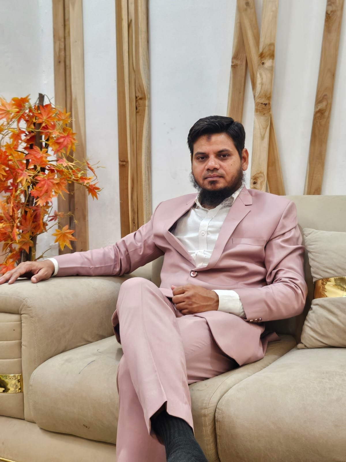 About Us 2 Iliyas Ahmed Founder of Indian Carpets
