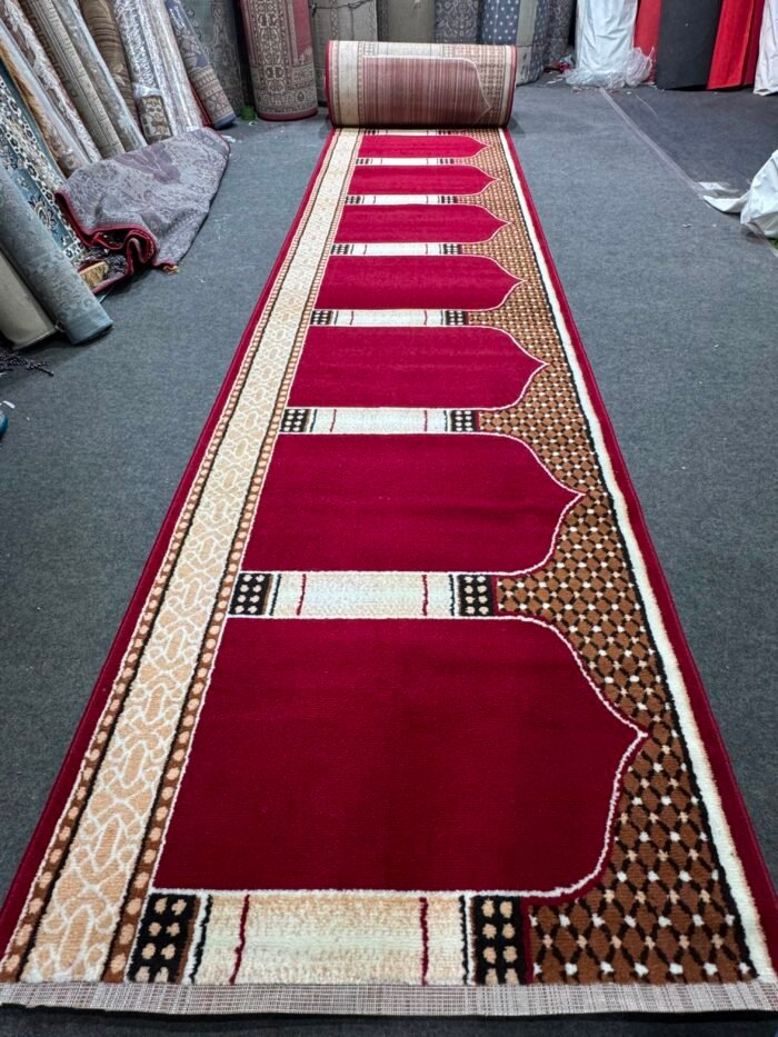 Burgundy & Cream Janamaz Prayer Rug with BURGUNDY, CREAM, BROWN, GEOMETRIC, TRADITIONAL, Confirm exact construction before assigning an approved construction attribute. – product image 1